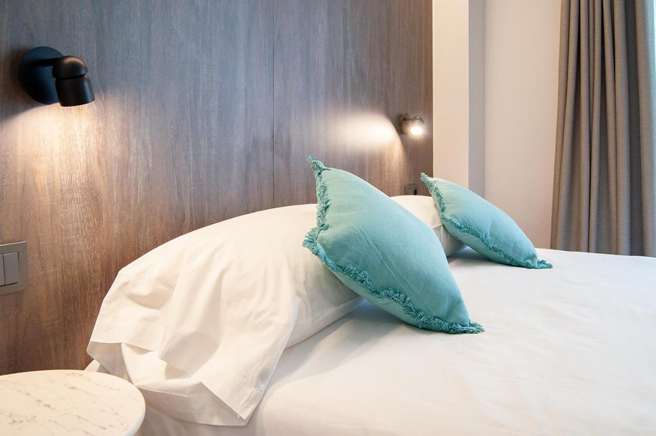 Hotel Quatre Llunes Santa Pola Zewnętrze zdjęcie