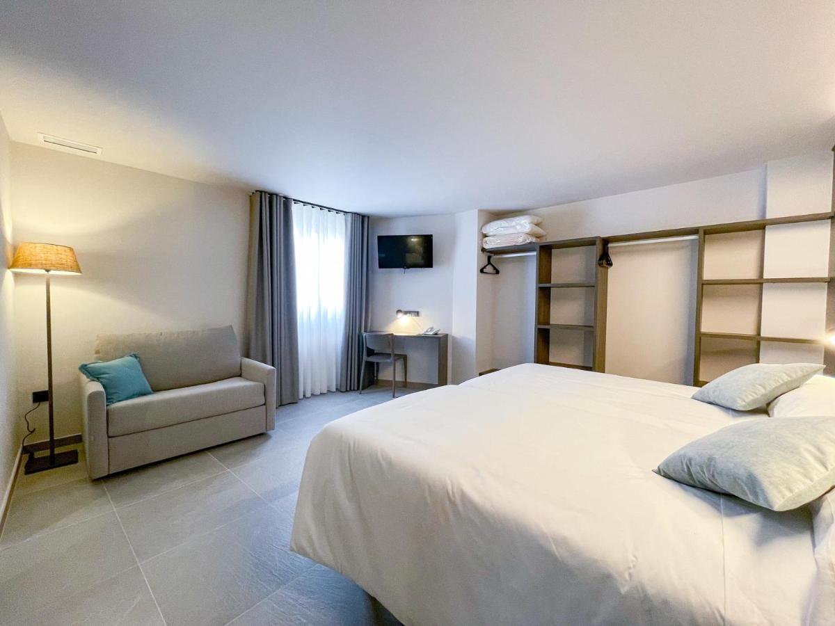 Hotel Quatre Llunes Santa Pola Zewnętrze zdjęcie