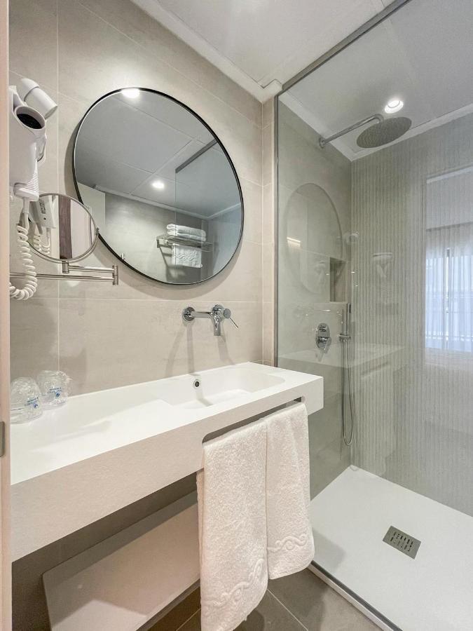 Hotel Quatre Llunes Santa Pola Zewnętrze zdjęcie